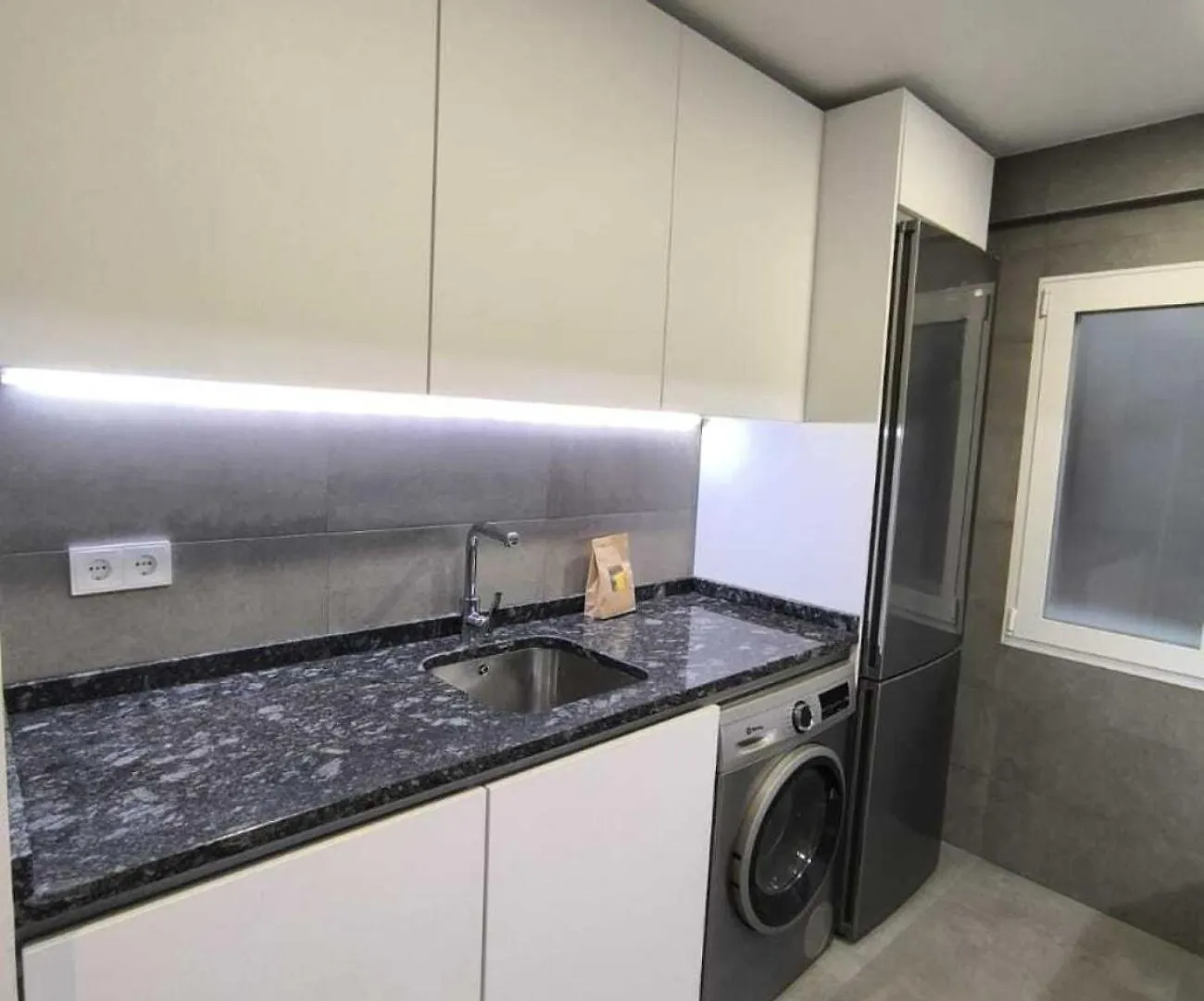 Chamartin City Rooms - Cozy Stay In Central Madrid